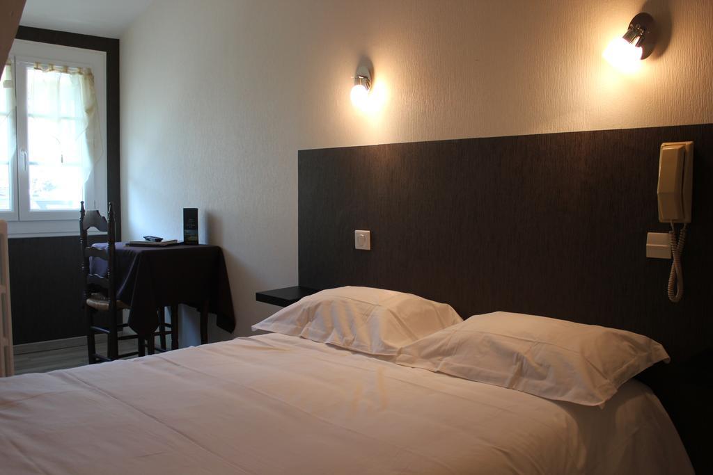 Logis Hôtel Les Cimes Argelès-Gazost Quarto foto